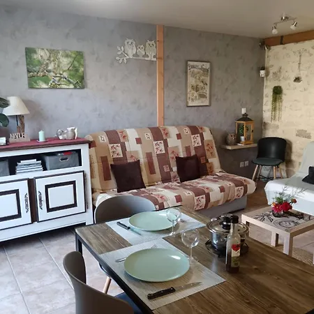Au Logis Des Chouettes, Proche De Verdun Et Ses Champs De Bataille *